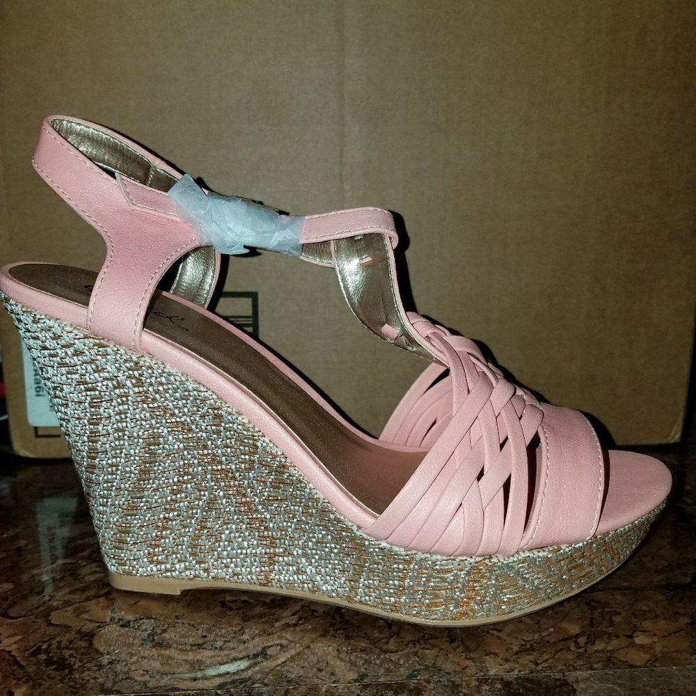 NEW  WEDGES
